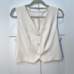 Avec Les Filles Ivory Sleeveless Vest